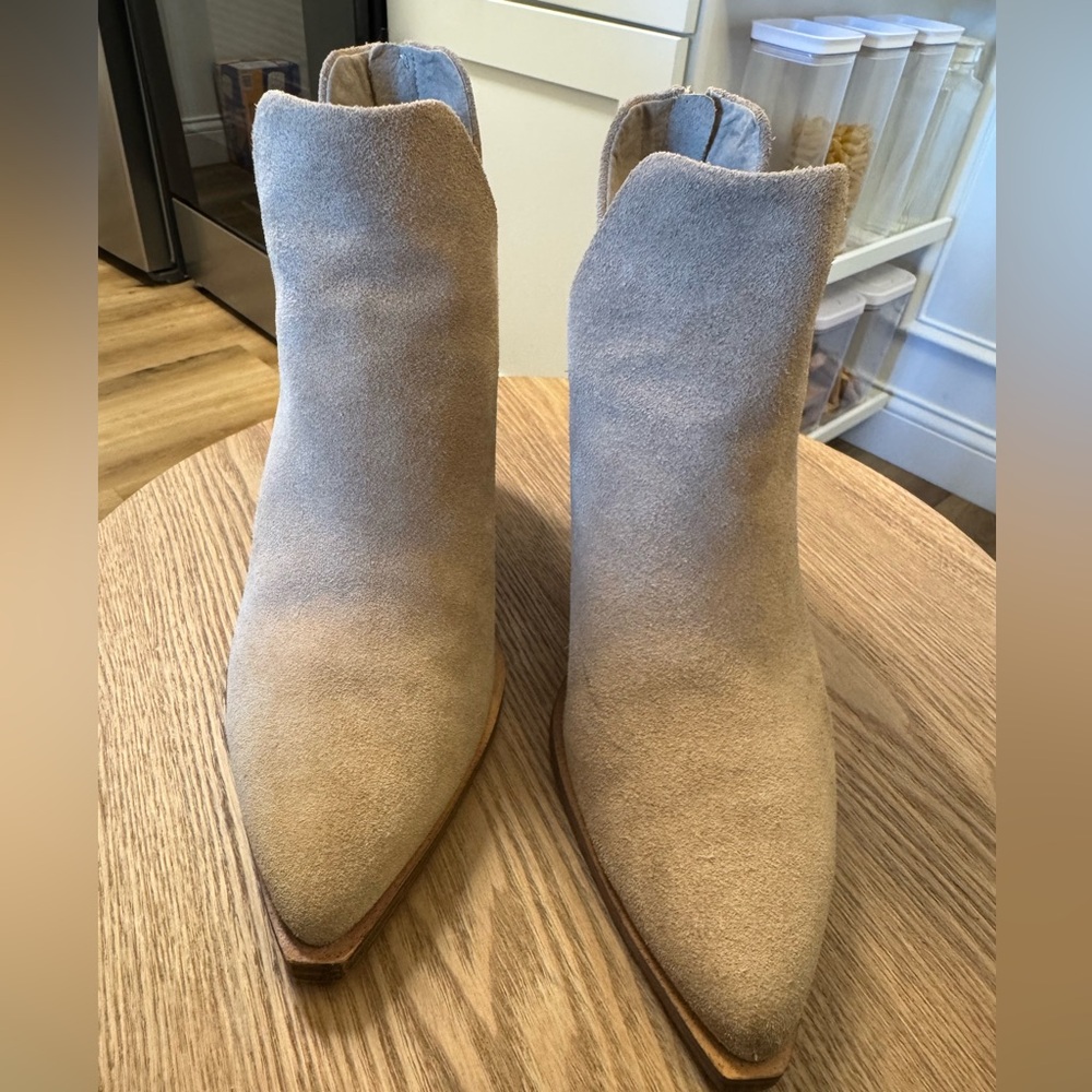 Vince Camuto Tan Ankle Booties - Picture 4 of 9